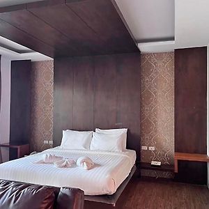Luksusowy pokój z łóżkiem king-size i z widokiem na plażę